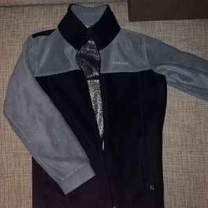 Woman’s small Columbia Zip Up Omni Jacket